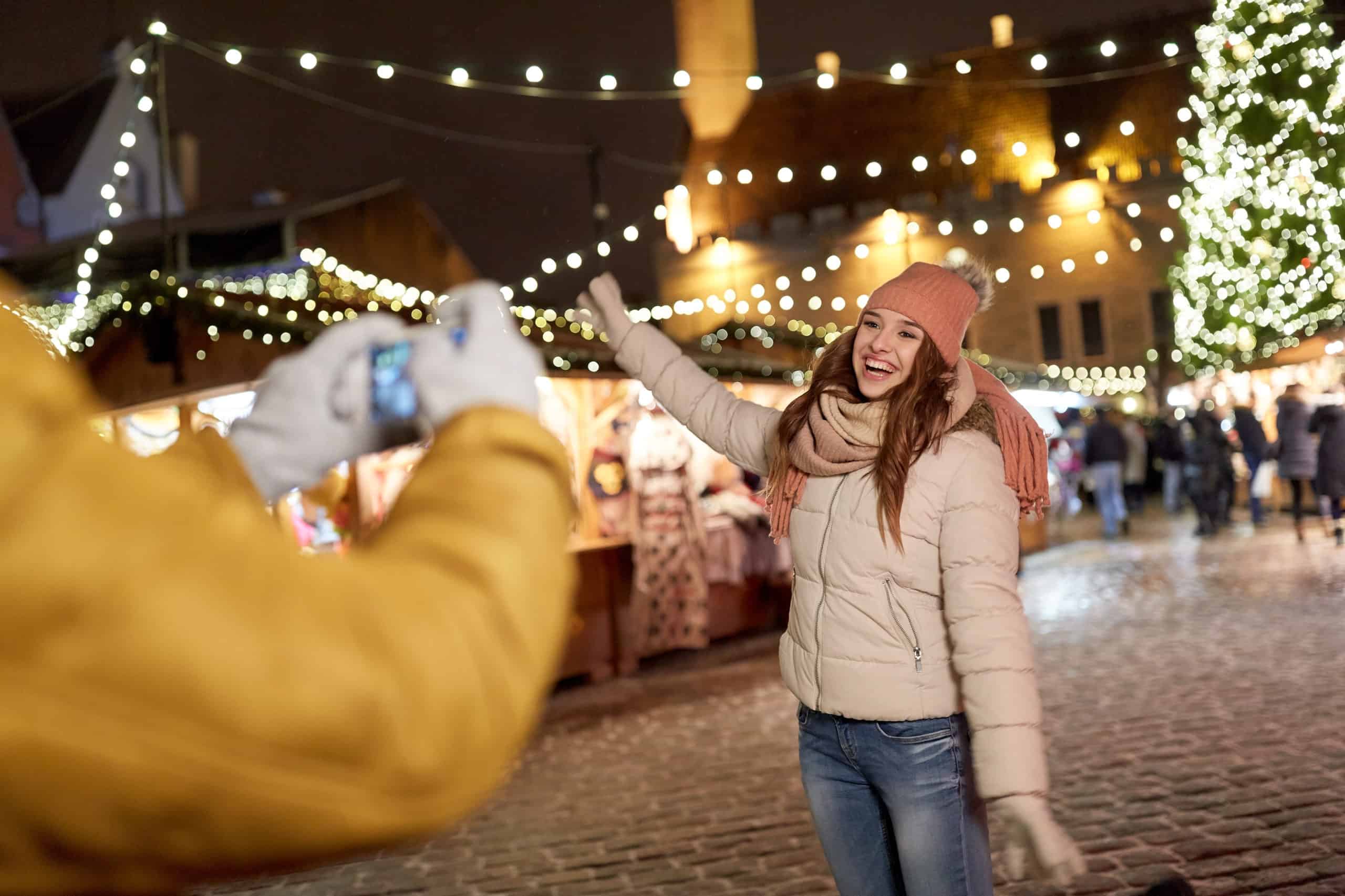 arbeiten auf weihnachtsmarkt