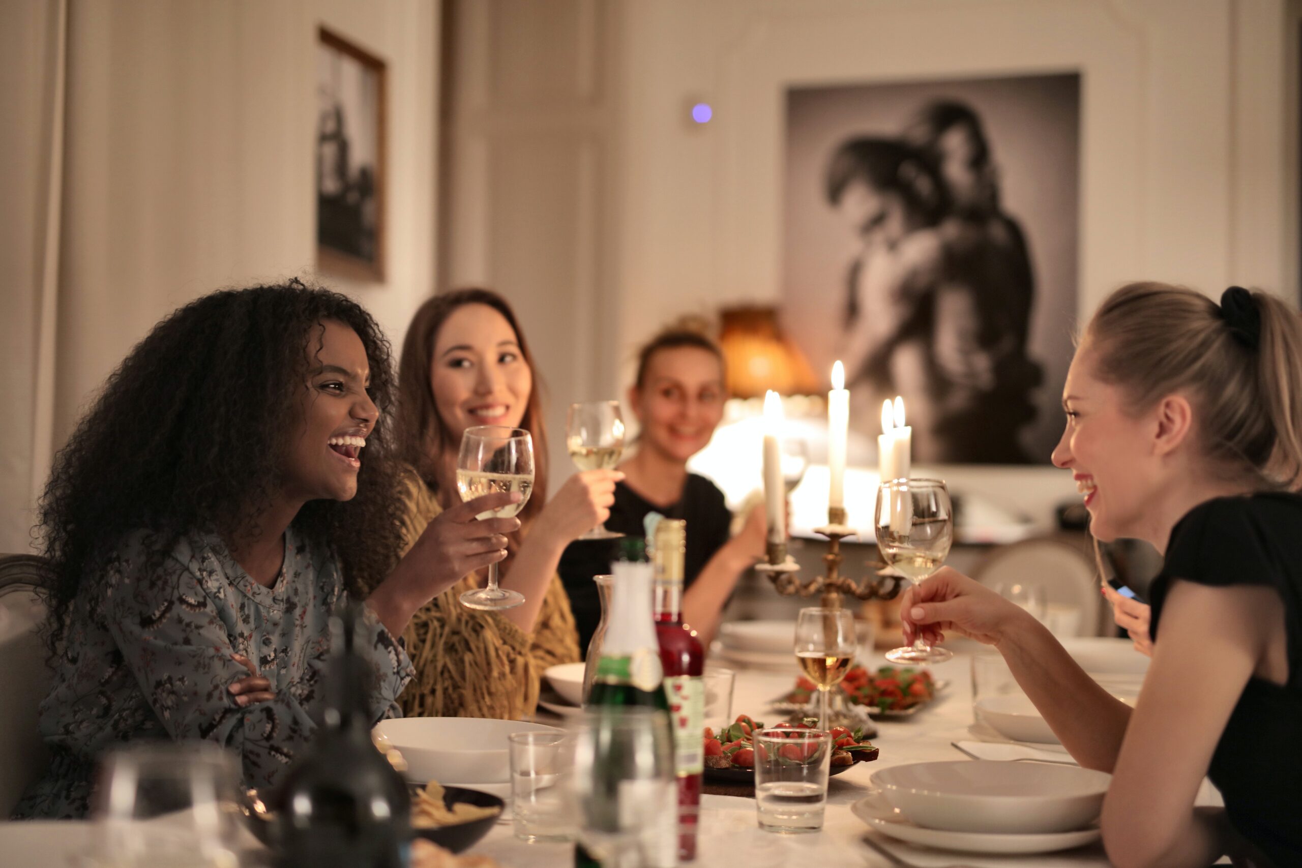 make friends while studying abroad